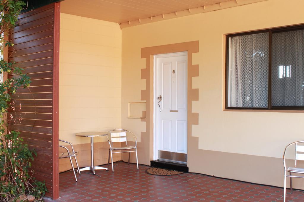 The Lodge Outback Motel Broken Hill Dış mekan fotoğraf