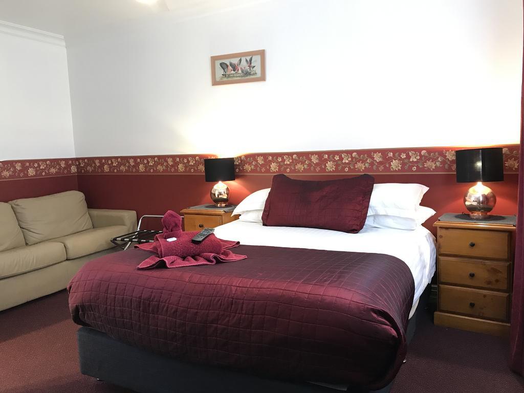 The Lodge Outback Motel Broken Hill Dış mekan fotoğraf