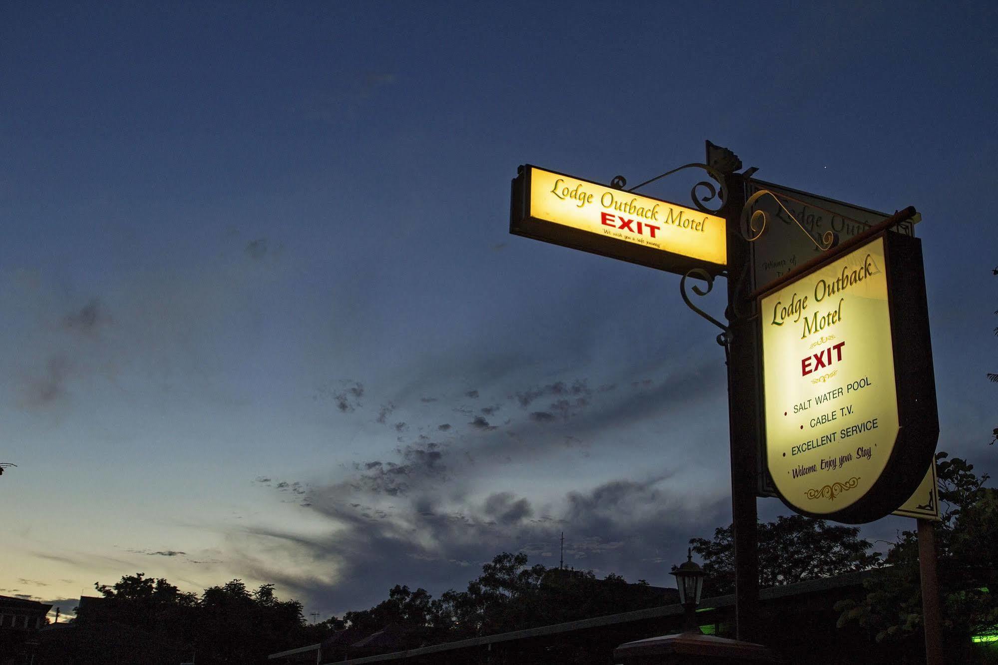 The Lodge Outback Motel Broken Hill Dış mekan fotoğraf